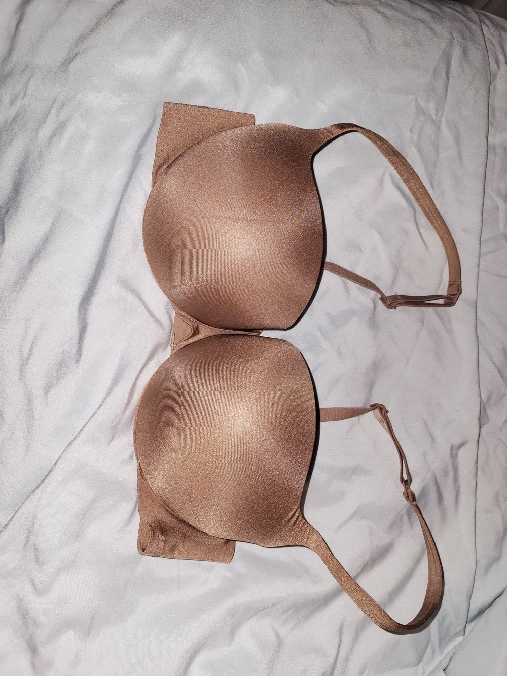 SKIMS Smooth Molded Bra in Cocoa Brown